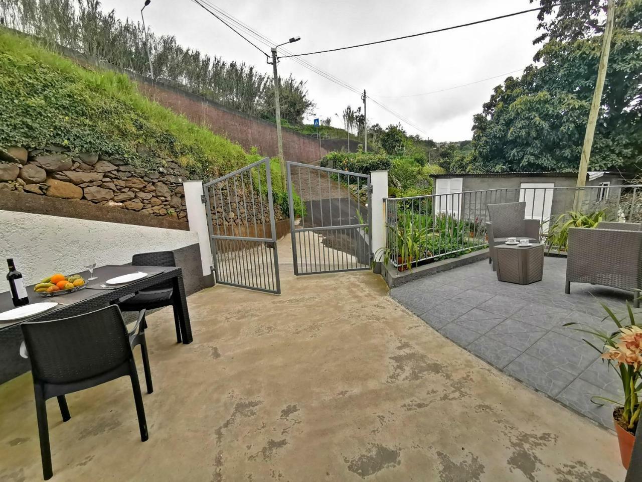 Вилла Casa Tipica De Santana - Casa Do Avo Экстерьер фото