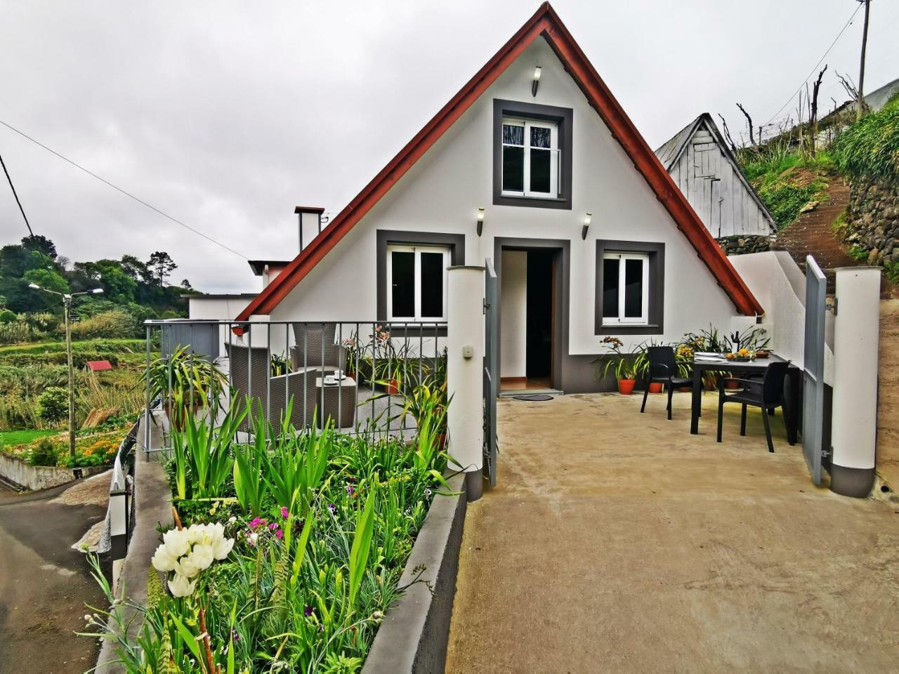 Вилла Casa Tipica De Santana - Casa Do Avo Экстерьер фото